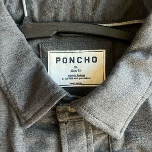 Poncho Men's Gray Casual Button Down Shirt
